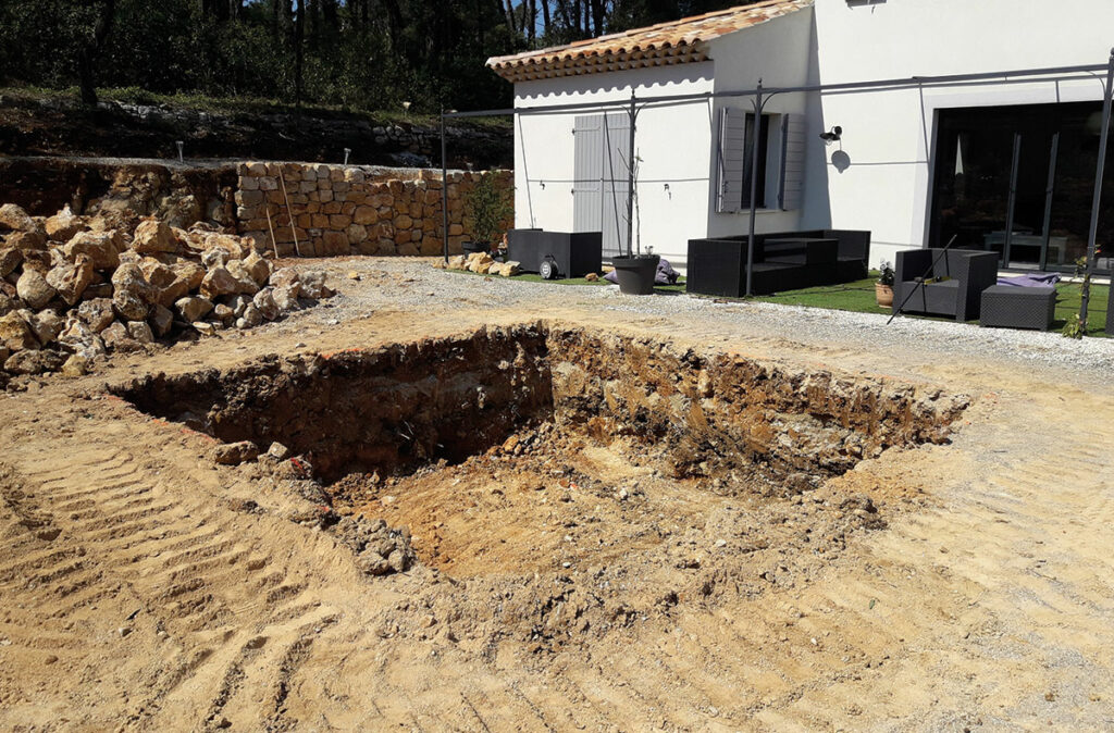 MCreaTerrassement realisation terrassement piscine Puget-sur-Argens